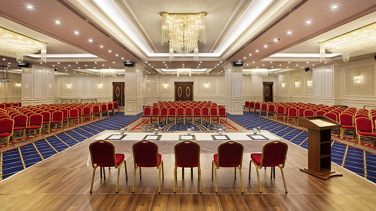 Business Meets Comfort: A Meeting Experience with Accommodation